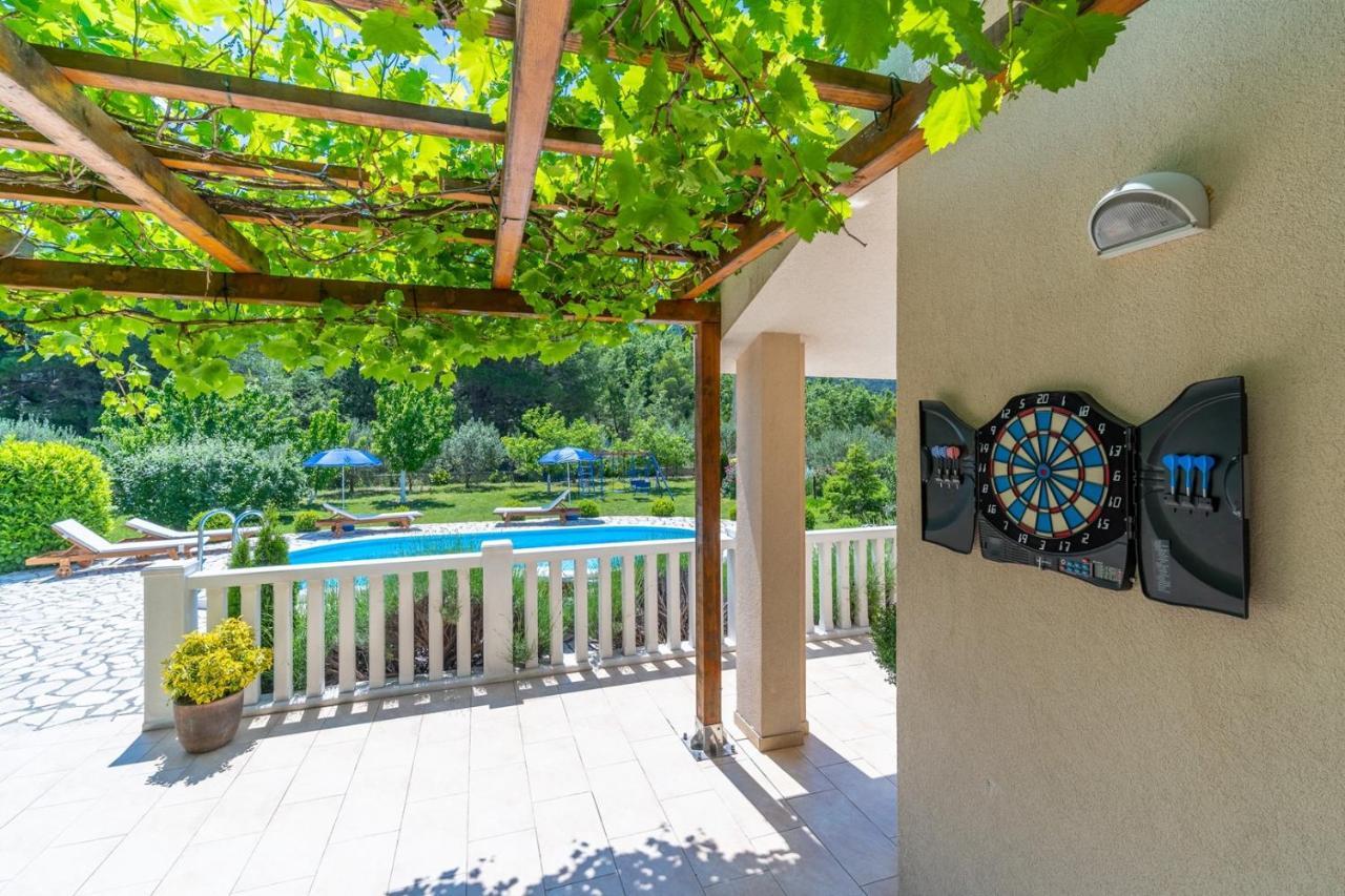 VILLA ANA - 3 bedroom villa with private pool&unspoiled natural environment Kučiće Extérieur photo