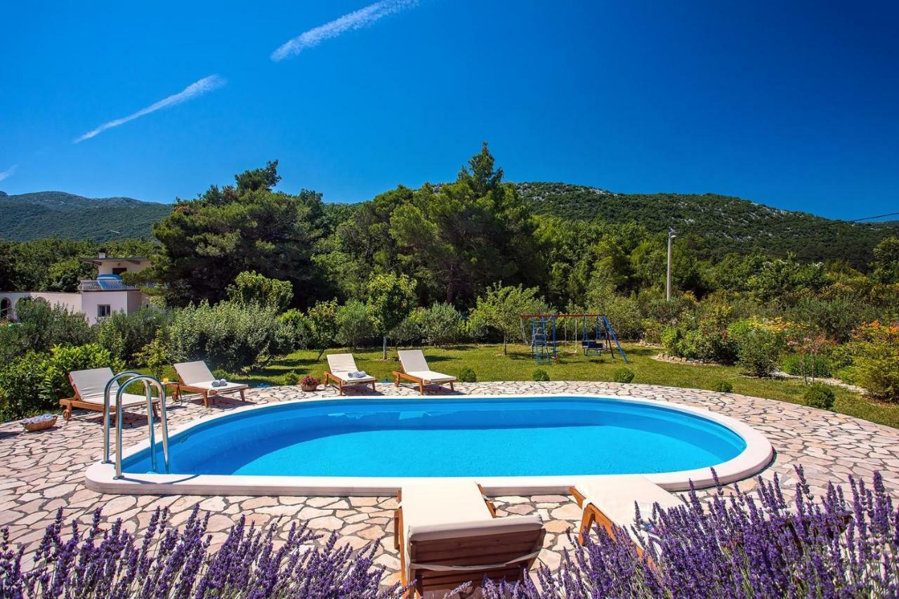 VILLA ANA - 3 bedroom villa with private pool&unspoiled natural environment Kučiće Extérieur photo